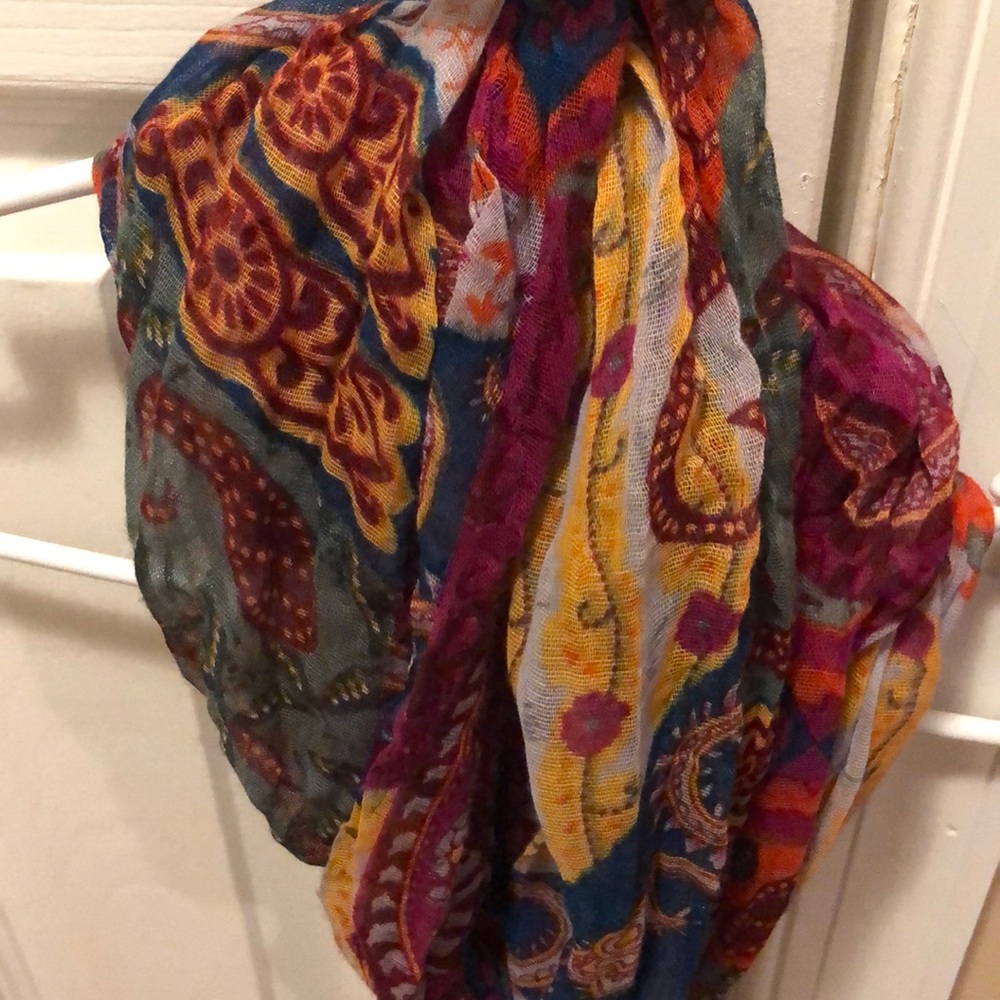 Multicolor scarf - Picture 2 of 2